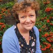 Dr. Jeanne Nel